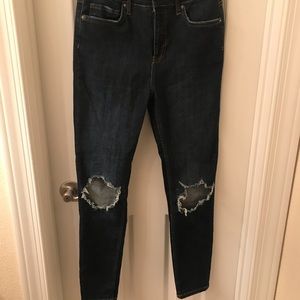Free people skinny jeans! So comfy!